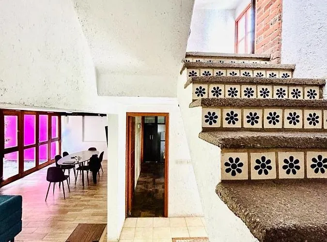 Casa Frida Coyoacan Bed & Breakfast Mexico City